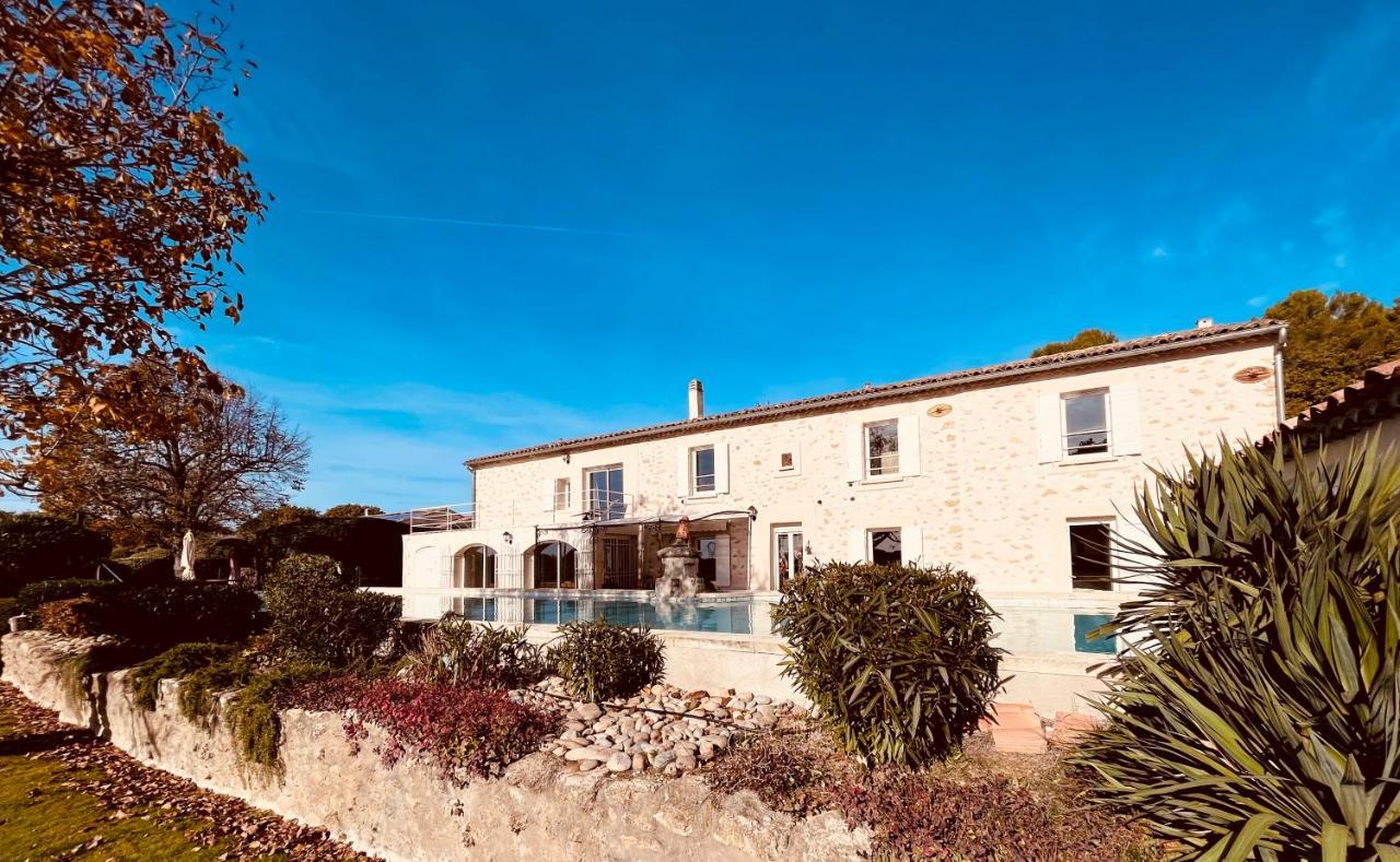 Domaine Amourella Aparthotel Lambesc Exterior photo