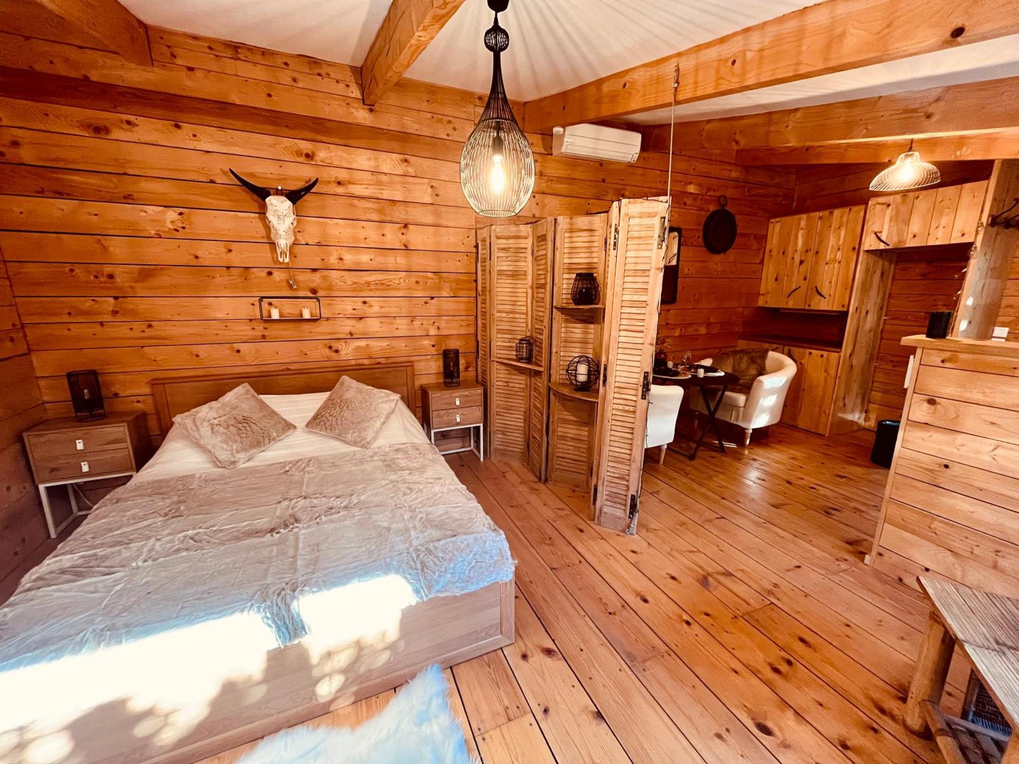 Domaine Amourella Aparthotel Lambesc Room photo